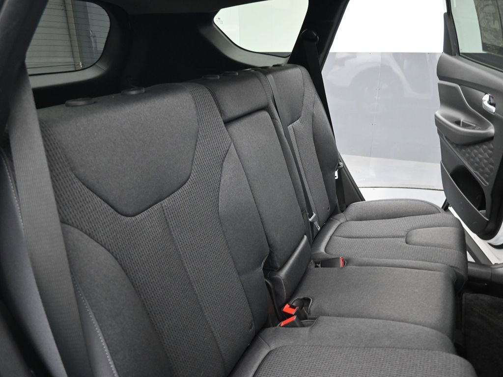 Used 2023 Hyundai Santa Fe SE image 29