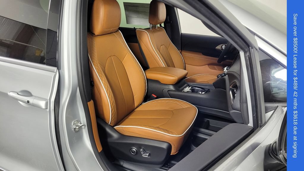 New 2026 Chrysler Pacifica Pinnacle AWD/4WD image 43