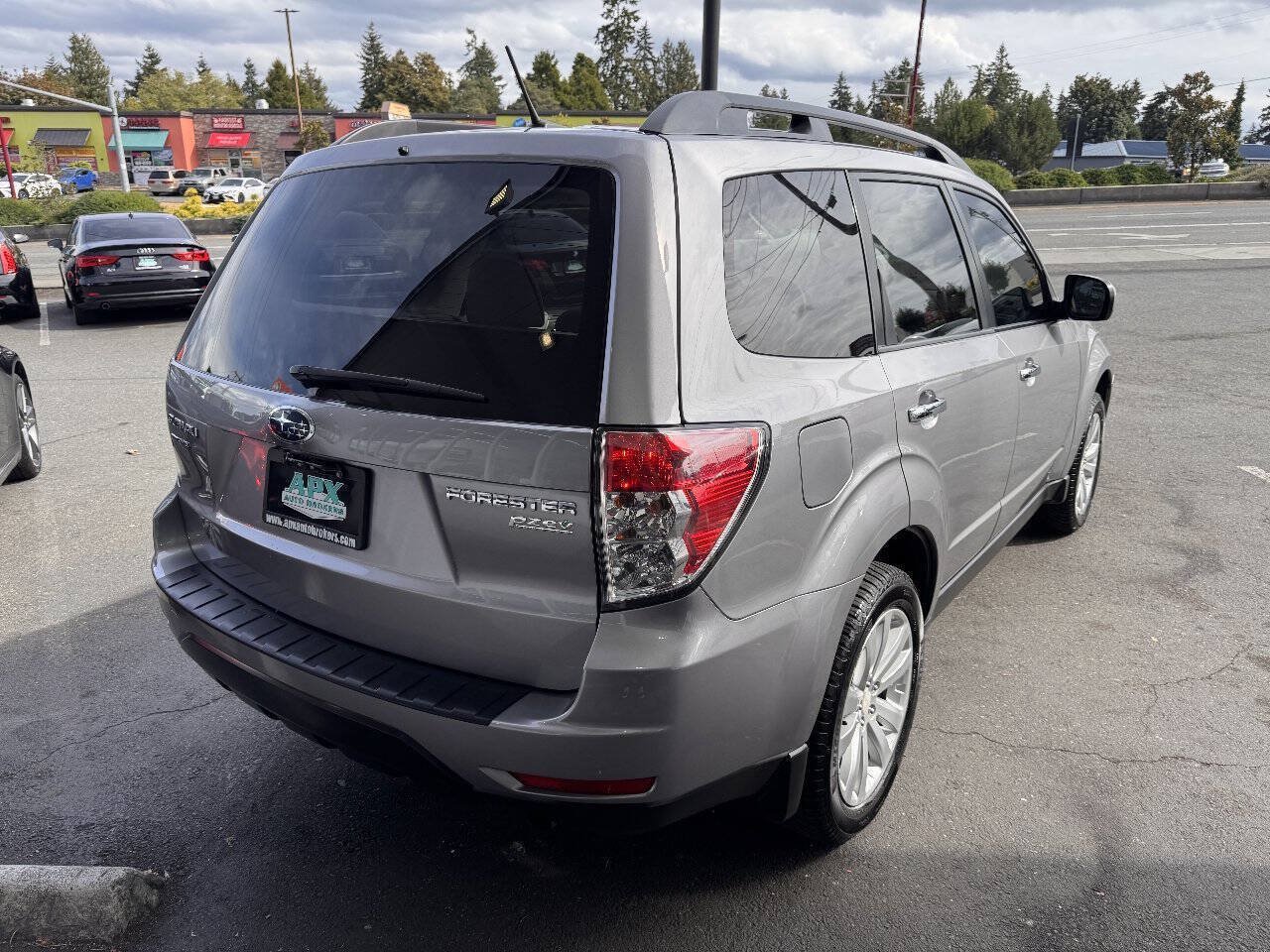 Used 2011 Subaru Forester 2.5X Premium AWD/4WD image 8