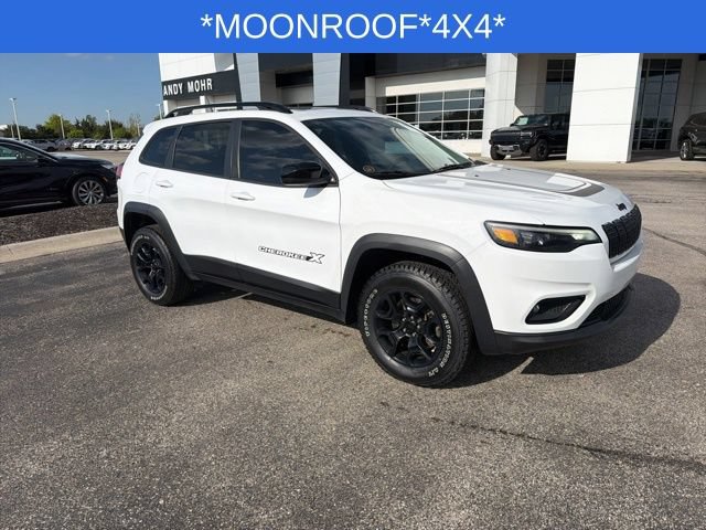 Used 2022 Jeep Cherokee Latitude w/ Sun & Sound Group AWD/4WD image 2