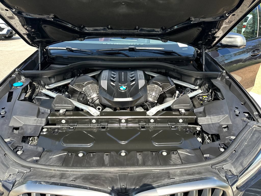 Used 2022 BMW X6 M50i w/ Premium Package AWD/4WD image 20