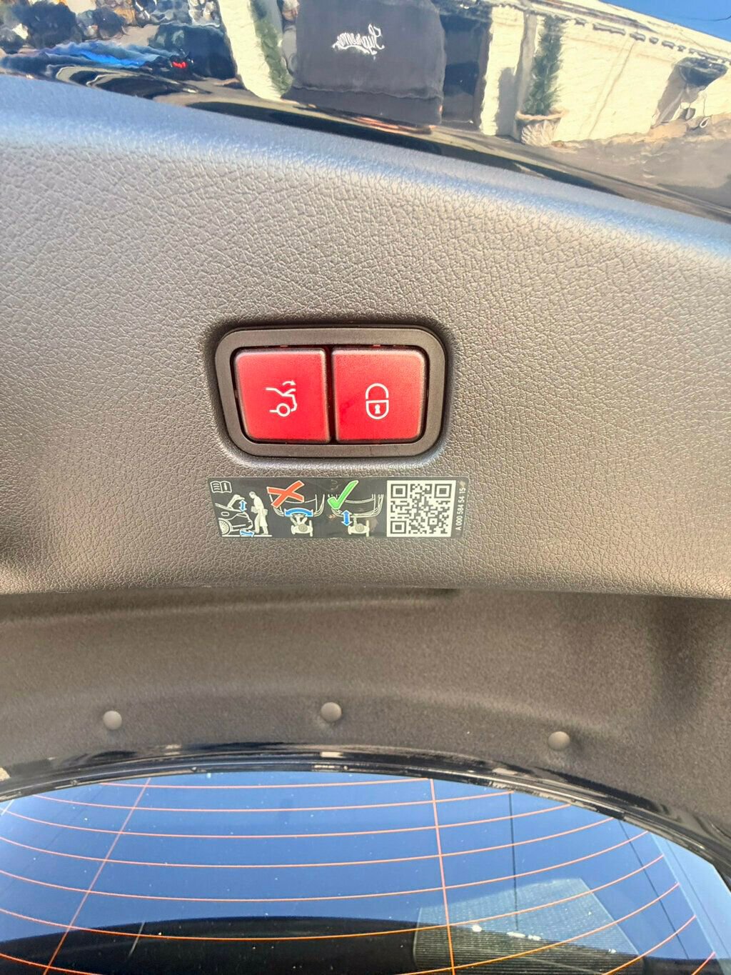 Used 2024 Mercedes-Benz CLE 300 4MATIC Coupe image 13