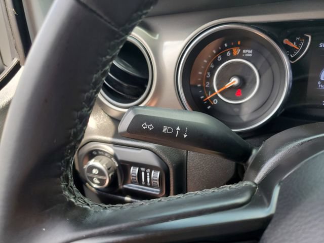 Used 2021 Jeep Gladiator Sport AWD/4WD image 13