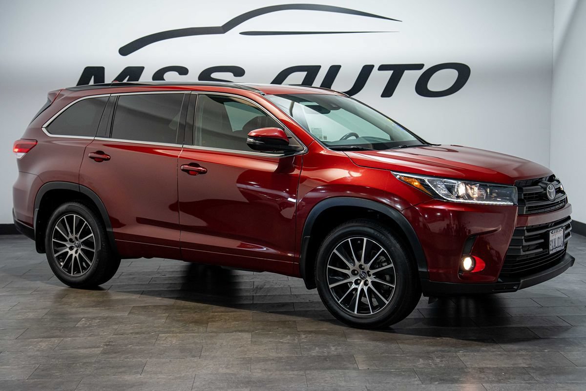 Used 2018 Toyota Highlander SE AWD/4WD image 22