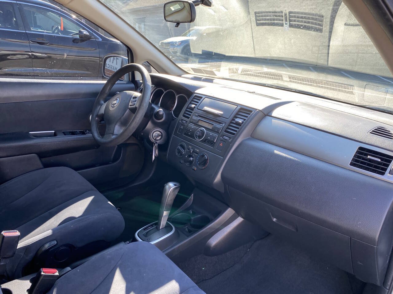 Used 2009 Nissan Versa 1.8 S w/ PWR Pkg FWD image 16