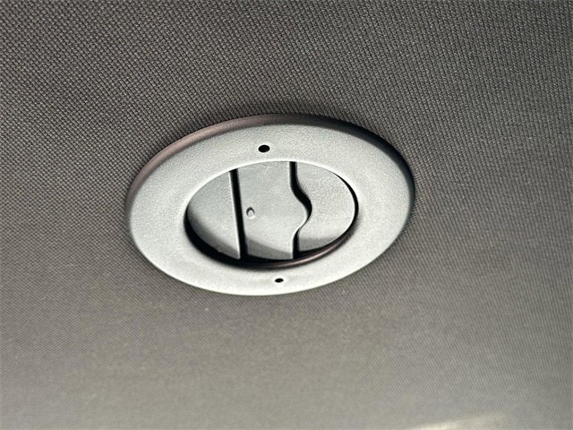 Used 2025 GMC Yukon XL Denali image 20