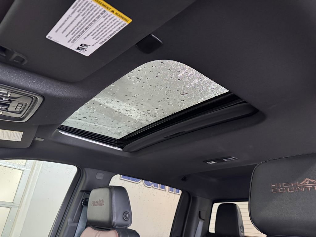 Certified 2023 Chevrolet Silverado 1500 High Country w/ High Country Premium Package image 19