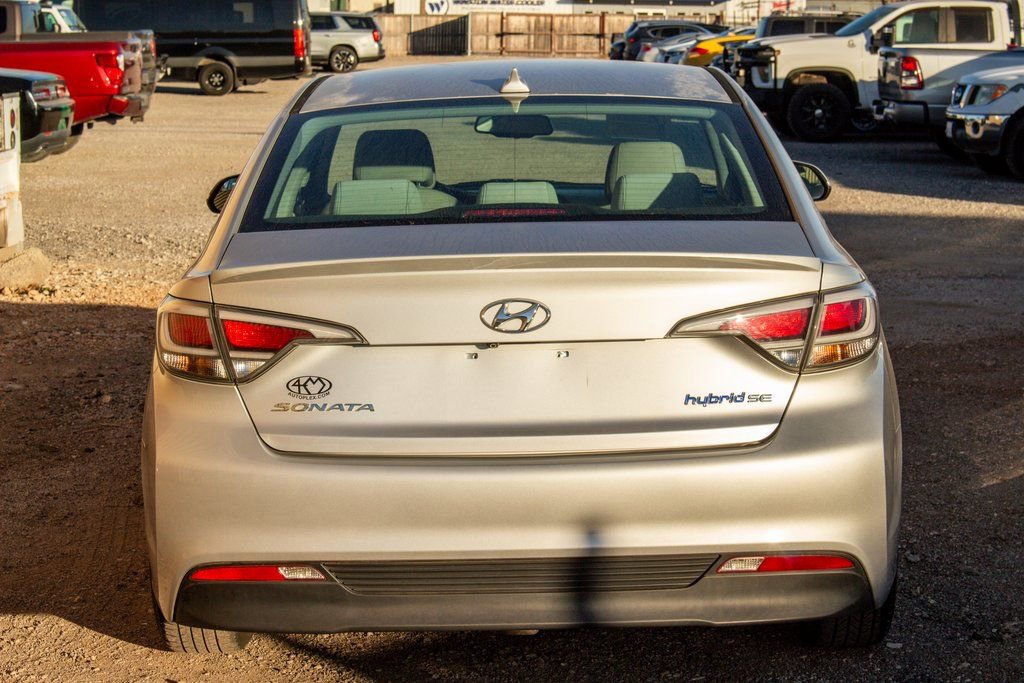 Used 2016 Hyundai Sonata SE image 4