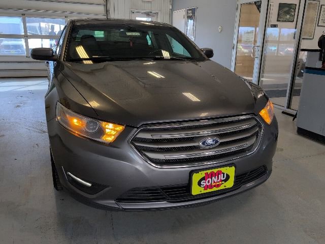 Used 2014 Ford Taurus SEL w/ Equipment Group 201A FWD image 33