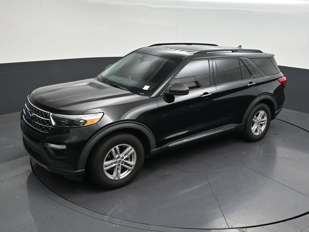 Used 2021 Ford Explorer XLT w/ Equipment Group 202A RWD image 14