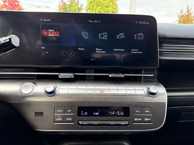 Used 2025 Hyundai Kona SEL AWD/4WD image 21