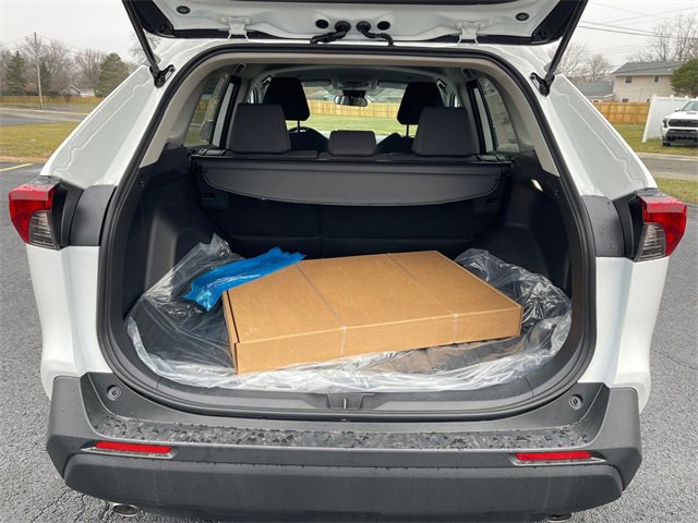 New 2025 Toyota RAV4 LE image 17