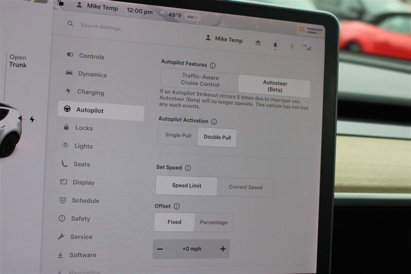 Used 2021 Tesla Model Y Long Range image 17