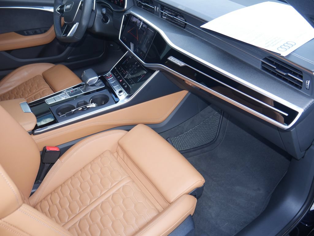 Certified 2024 Audi RS 6 performance AWD/4WD image 29