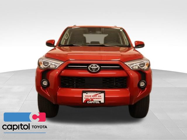 Used 2024 Toyota 4Runner SR5 AWD/4WD image 6
