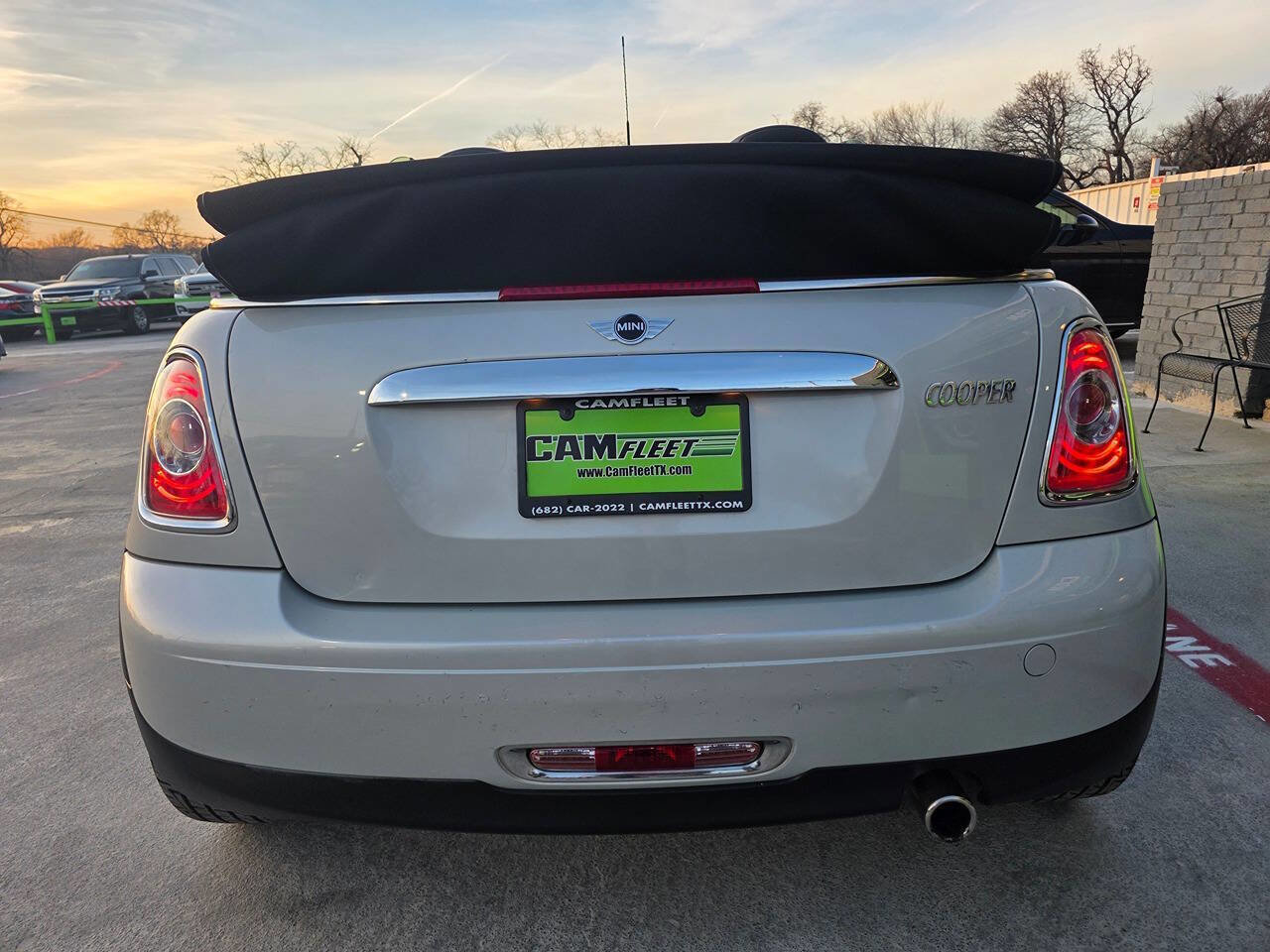 Used 2011 MINI Cooper Convertible w/ Premium Pkg image 17