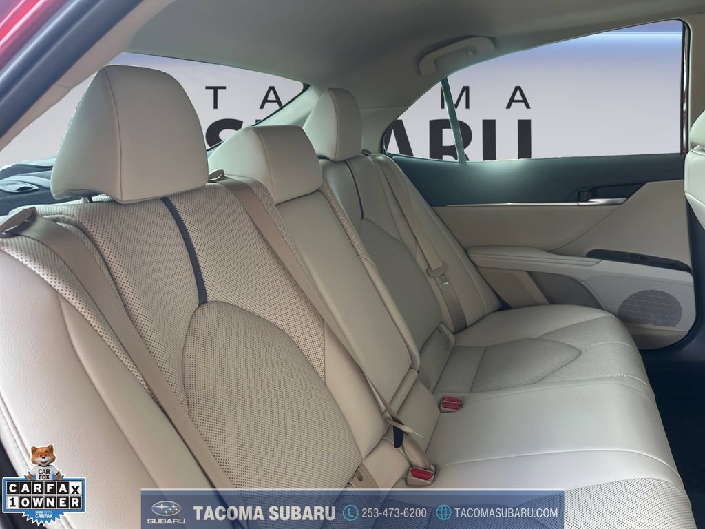 Used 2024 Toyota Camry XLE w/ Navigation Package FWD image 18