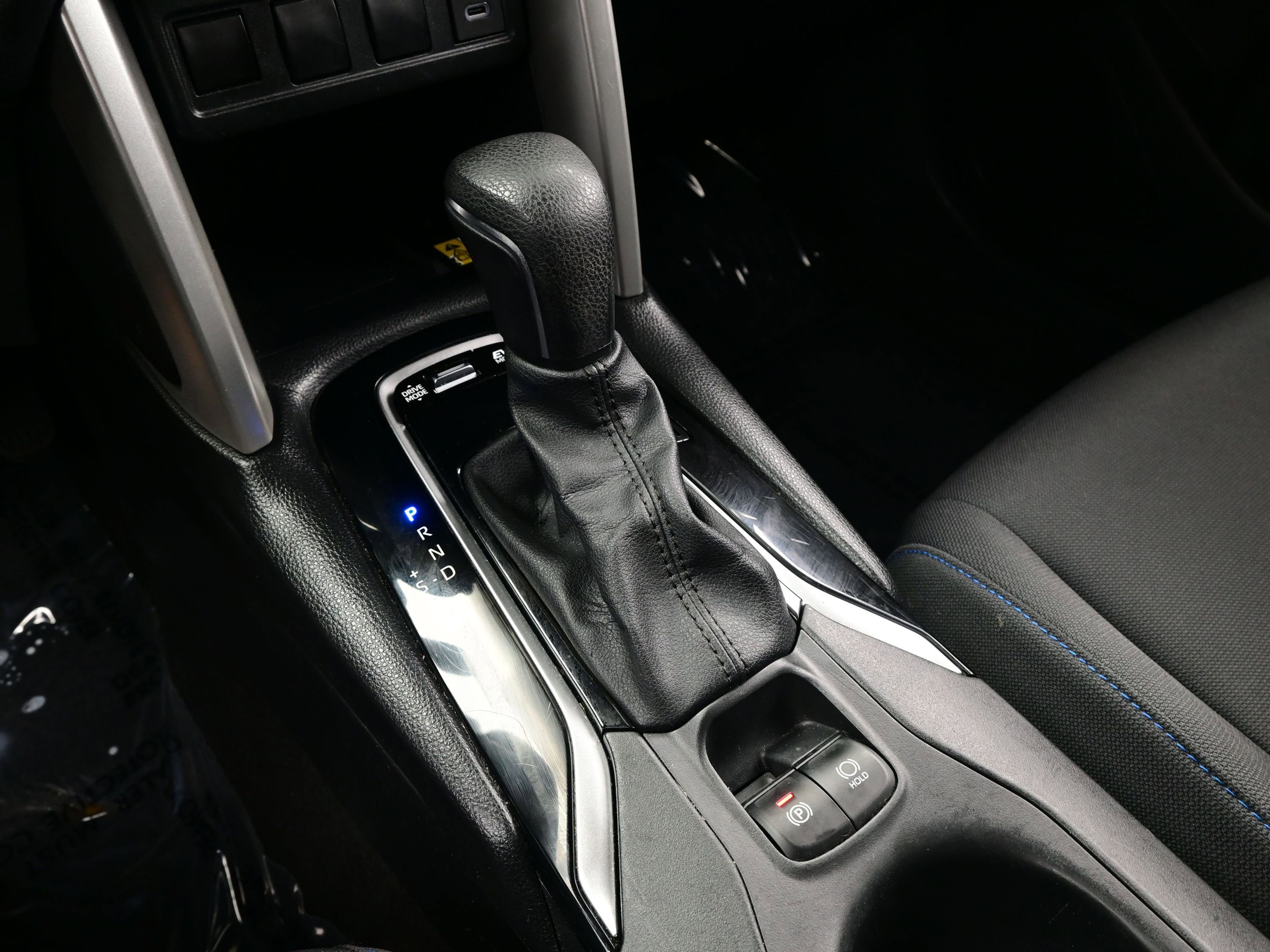 Used 2023 Toyota Corolla Cross S image 21