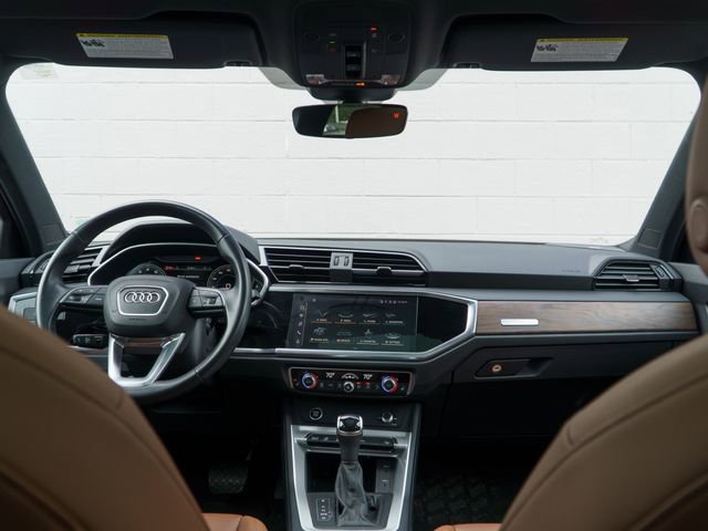 Used 2022 Audi Q3 2.0T Premium Plus image 23