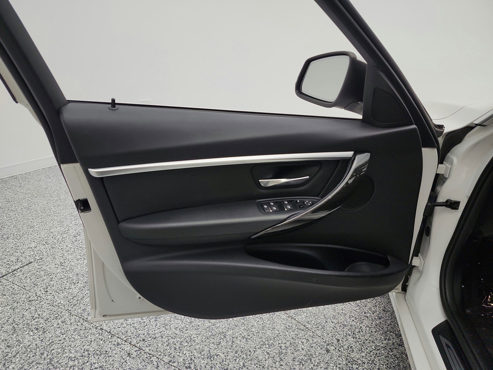 Used 2018 BMW 330i Sedan image 14