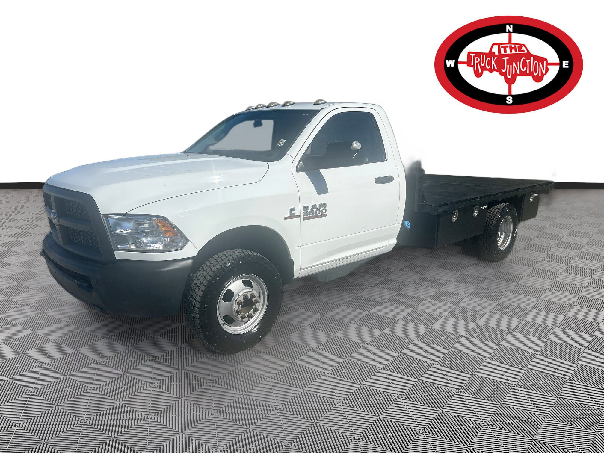 Used 2017 RAM 3500 Tradesman w/ Power & Remote Entry Group AWD/4WD image 3
