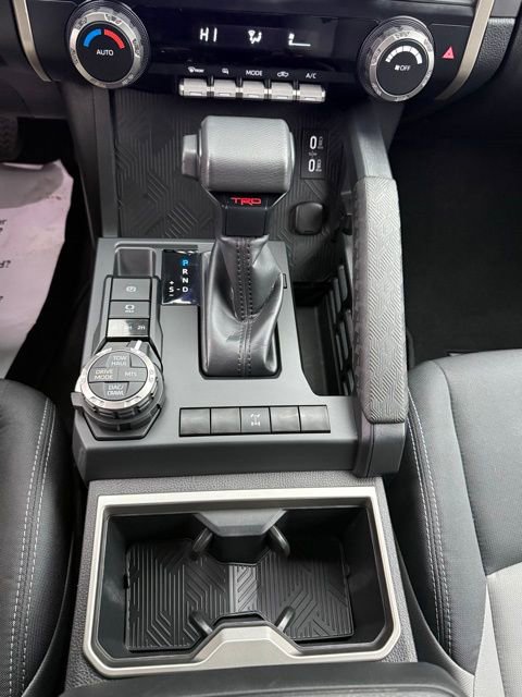 Certified 2024 Toyota Tacoma TRD Off-Road AWD/4WD image 33