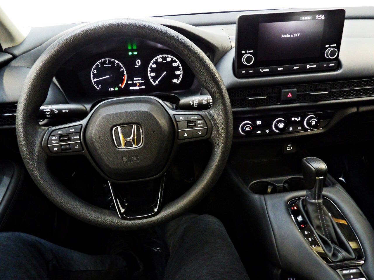 Used 2024 Honda HR-V LX image 17