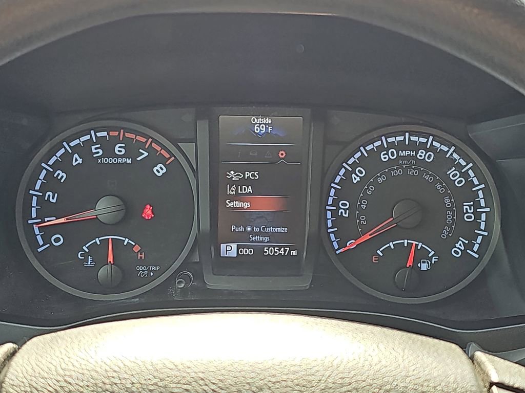 Used 2021 Toyota Tacoma SR w/ SR Convenience Package image 22