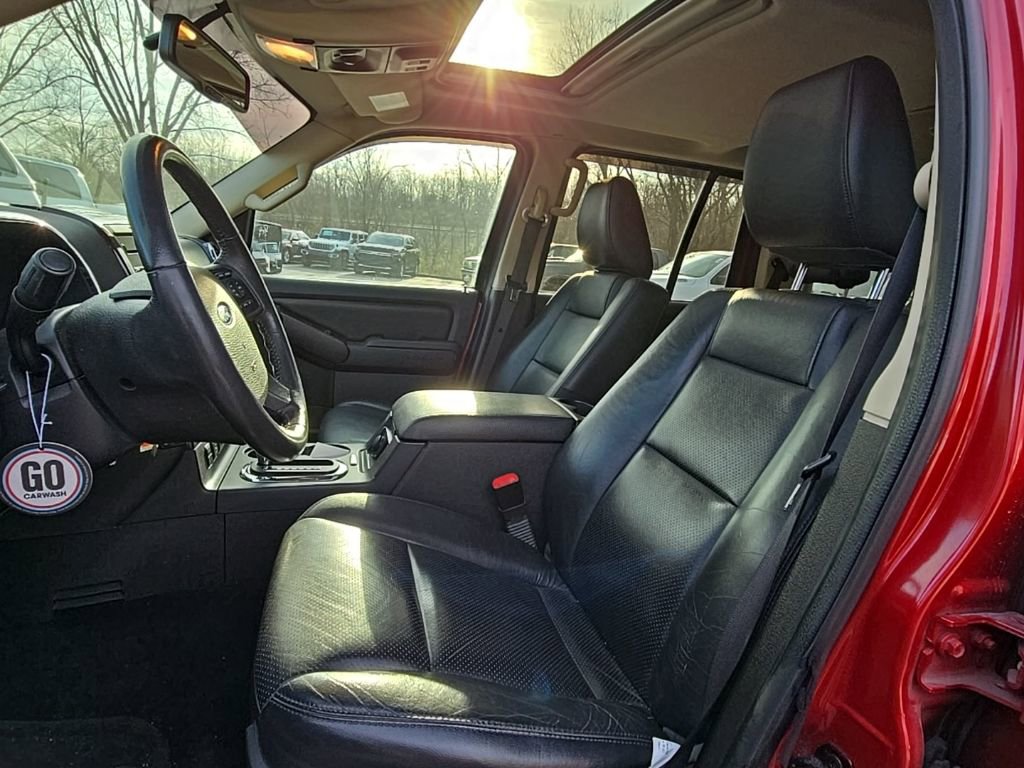 Used 2010 Ford Explorer Limited image 15