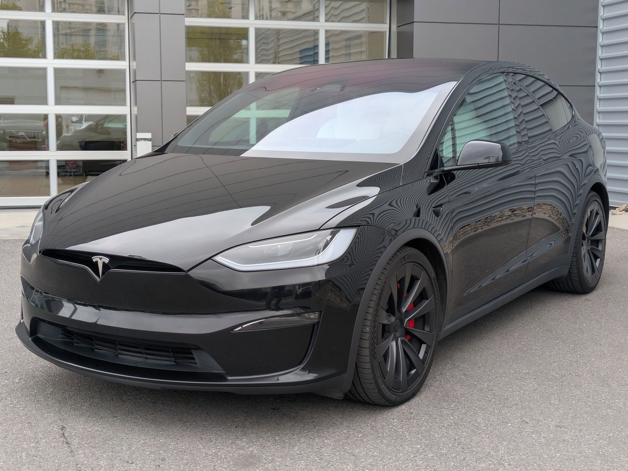 Used 2023 Tesla Model X Plaid image 8