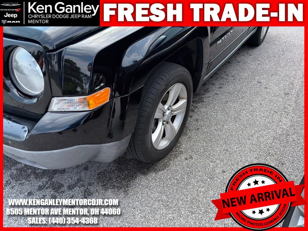 Used 2014 Jeep Patriot Latitude w/ Sun/Sound Group AWD/4WD image 5