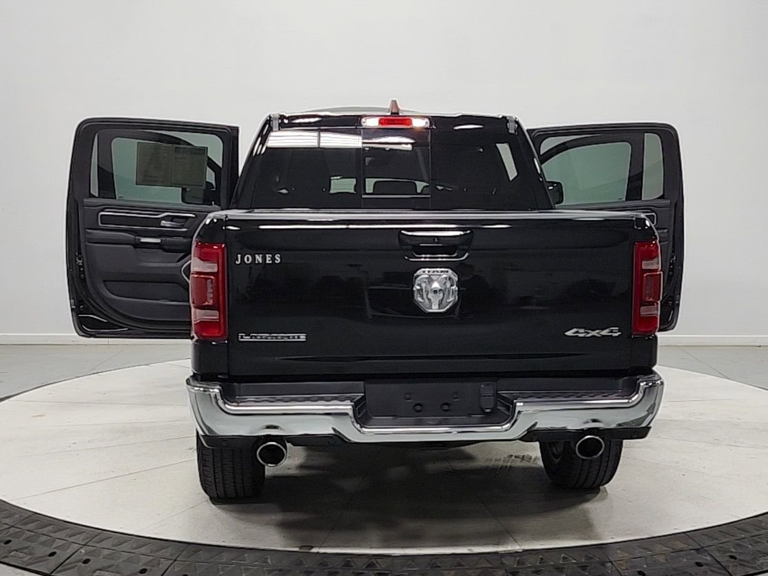 Used 2023 RAM 1500 Laramie AWD/4WD image 14