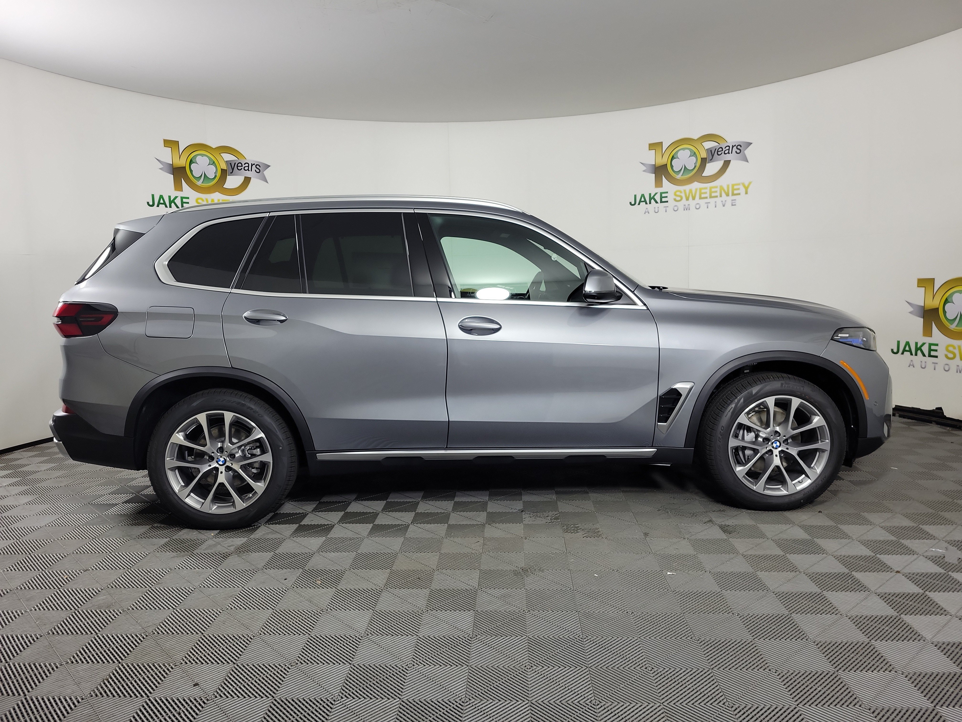 Used 2026 BMW X5 xDrive40i AWD/4WD image 8
