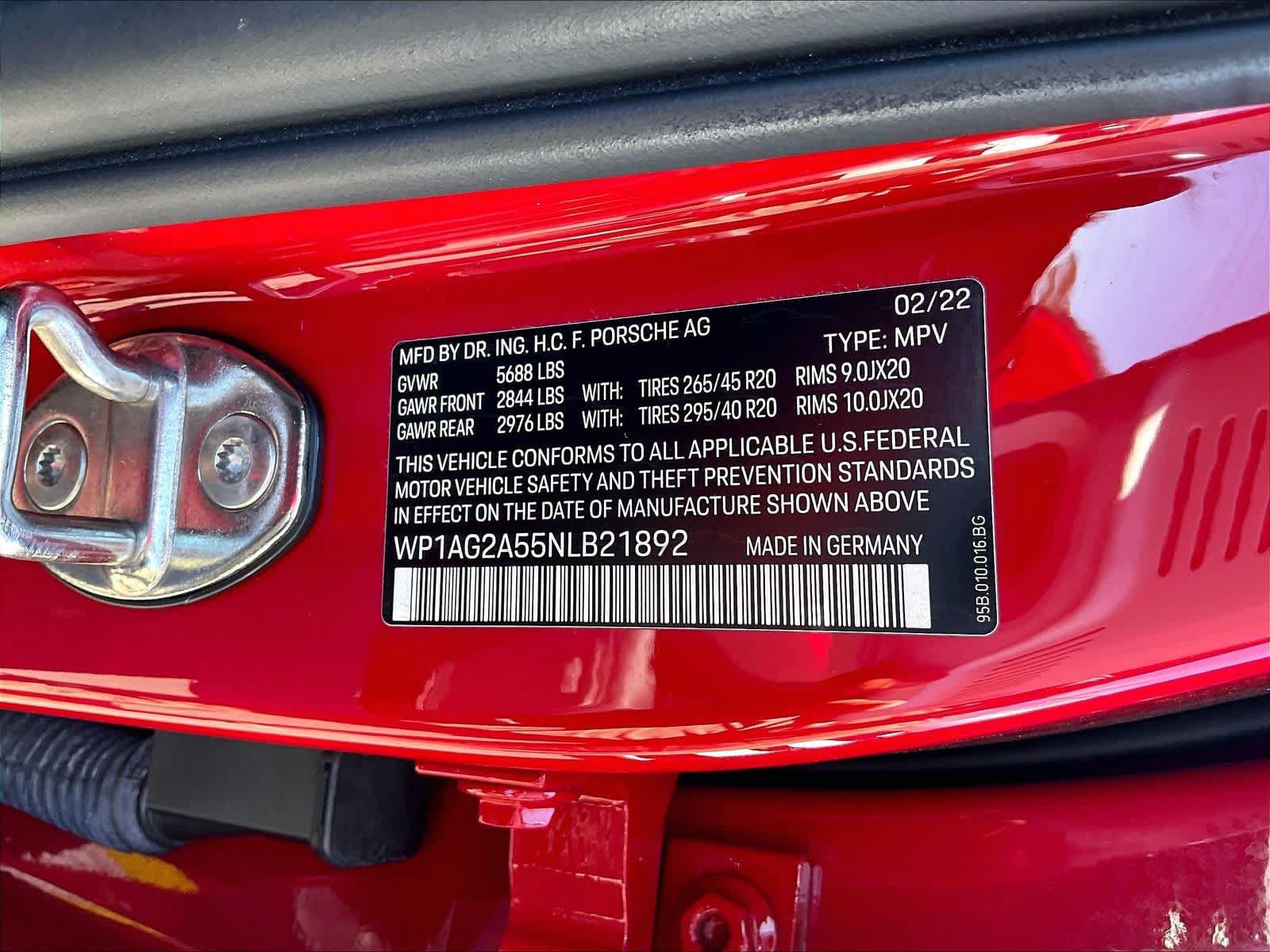 Used 2022 Porsche Macan S AWD/4WD image 35