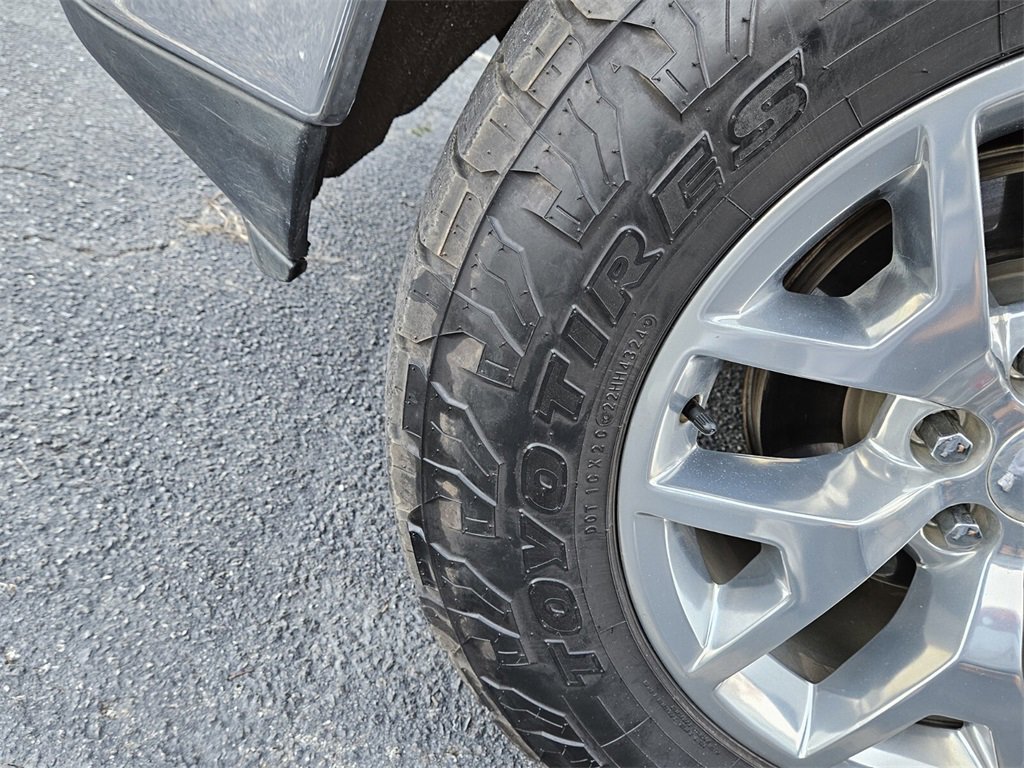 Used 2019 GMC Sierra 1500 SLT w/ SLT Premium Plus Package image 9