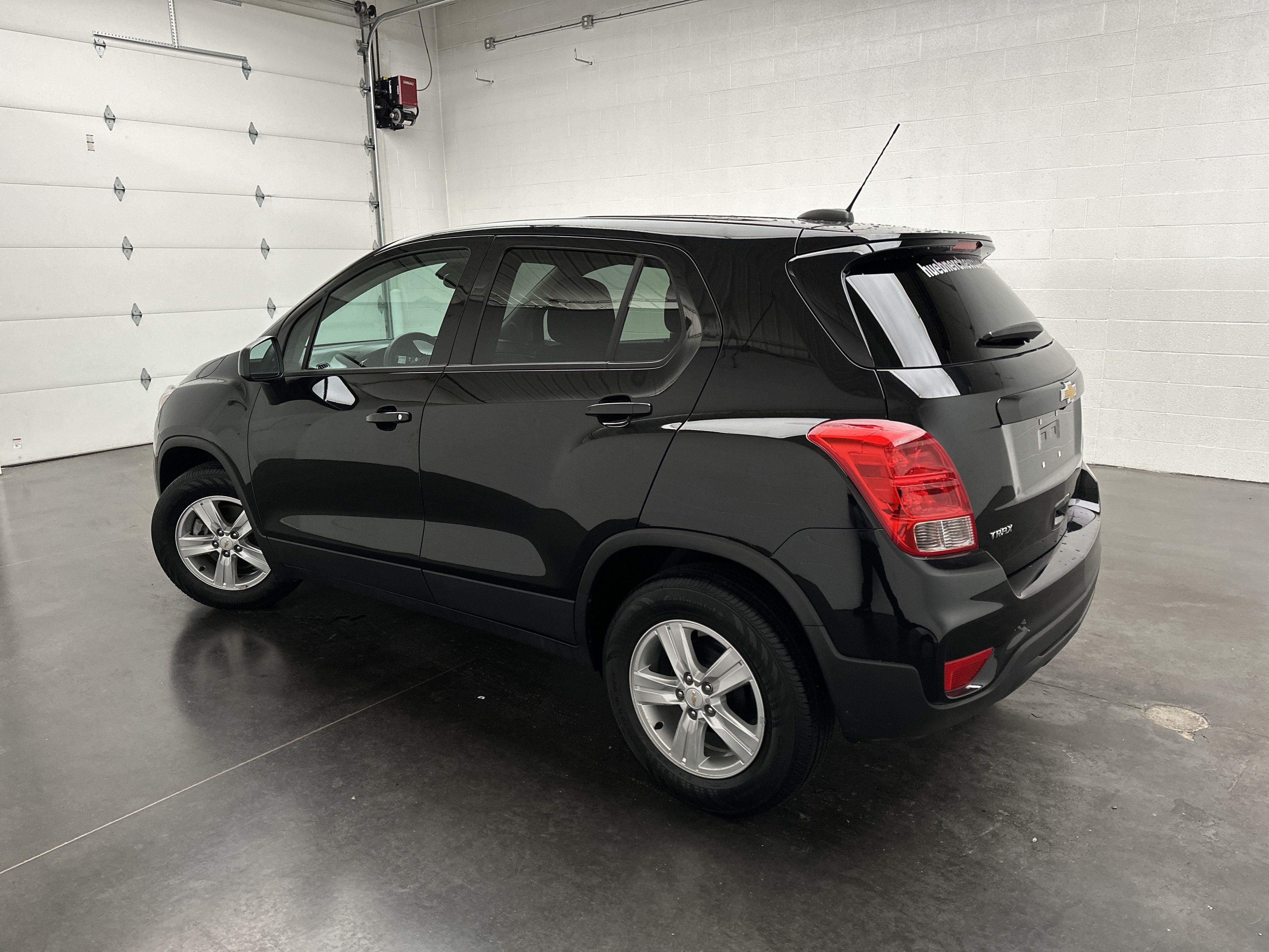 Used 2020 Chevrolet Trax LS w/ Tint and Cruise Package FWD image 6