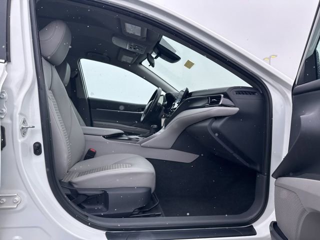 Used 2023 Toyota Camry SE image 37