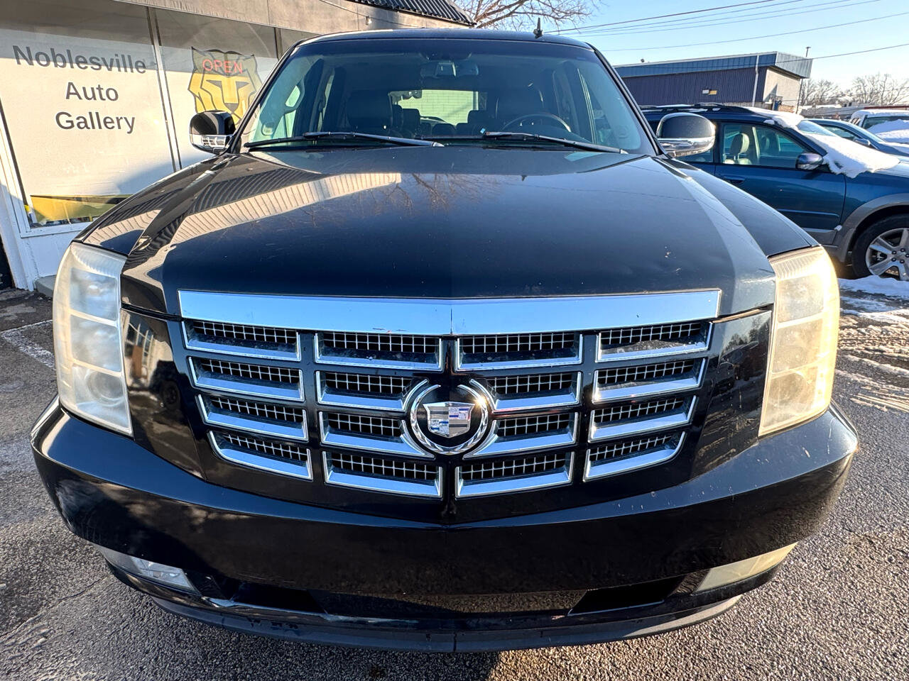 Used 2007 Cadillac Escalade AWD w/ Information Package image 10