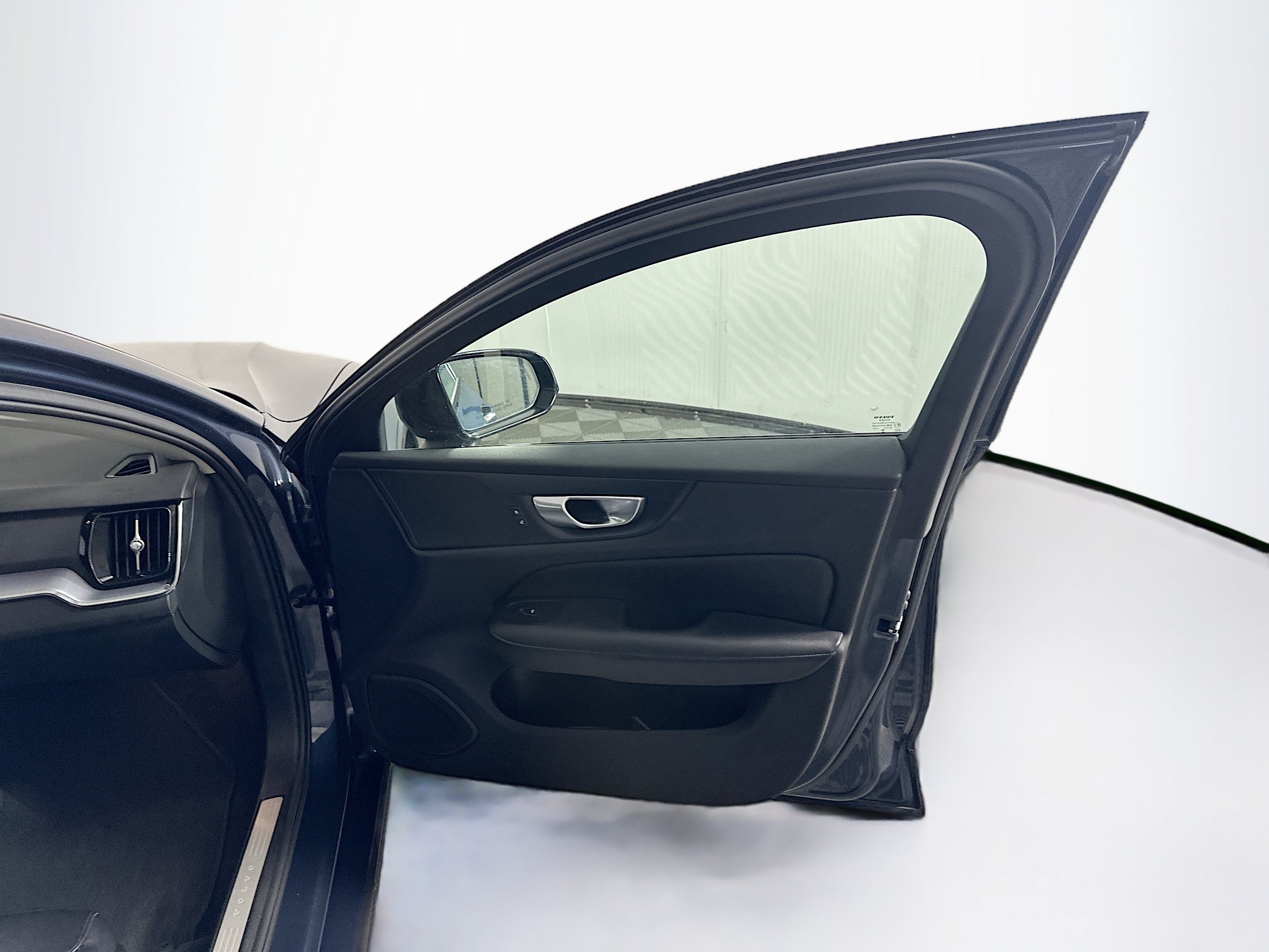 Used 2024 Volvo S60 B5 Core FWD image 34