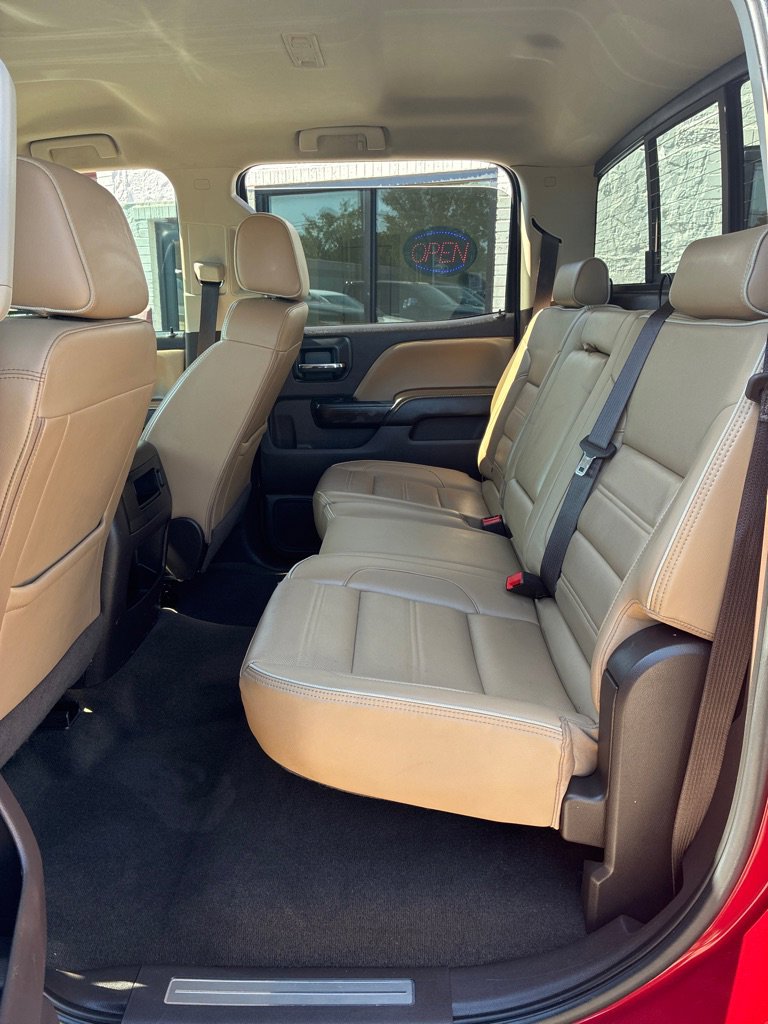 Used 2018 GMC Sierra 2500 Denali w/ Duramax Plus Package image 9