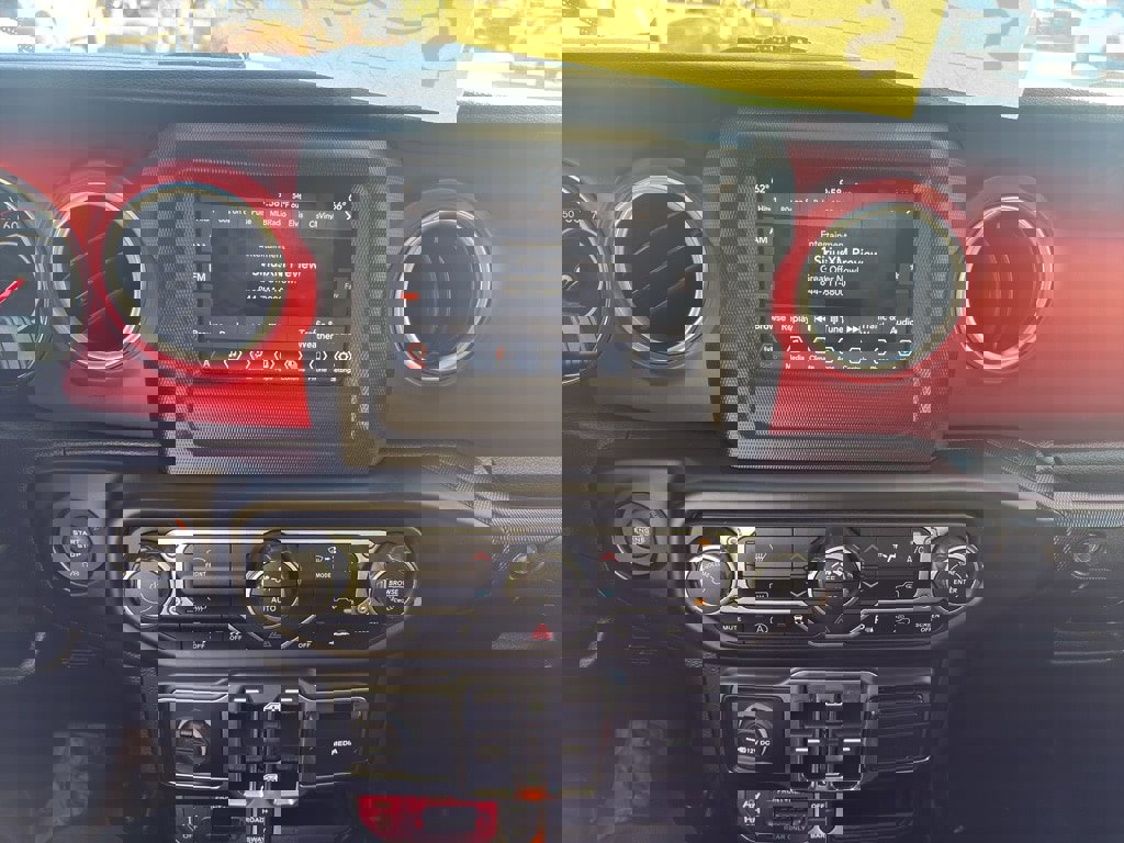 Used 2021 Jeep Gladiator Rubicon w/ LED Lighting Group image 11