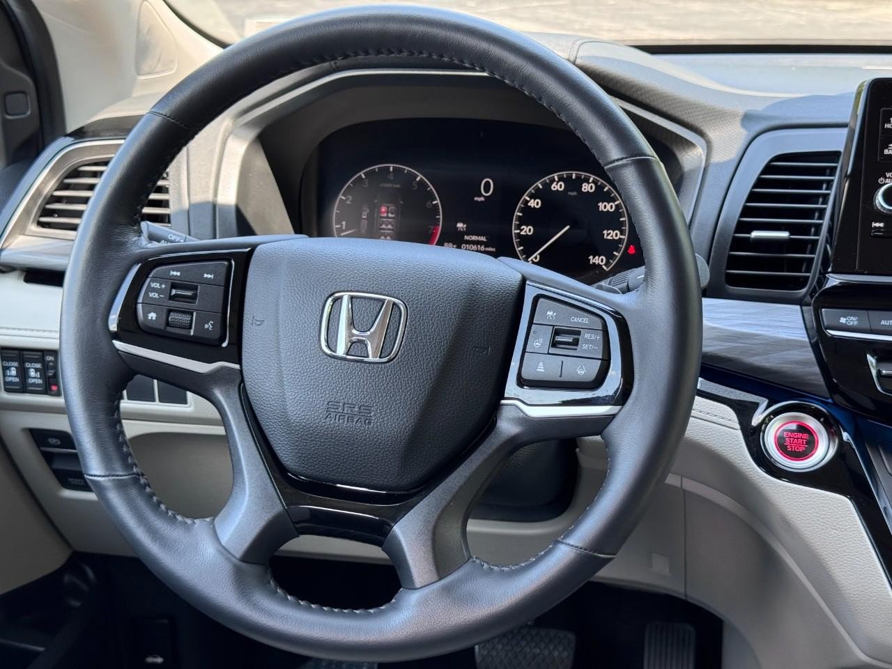 Certified 2025 Honda Odyssey Elite image 14