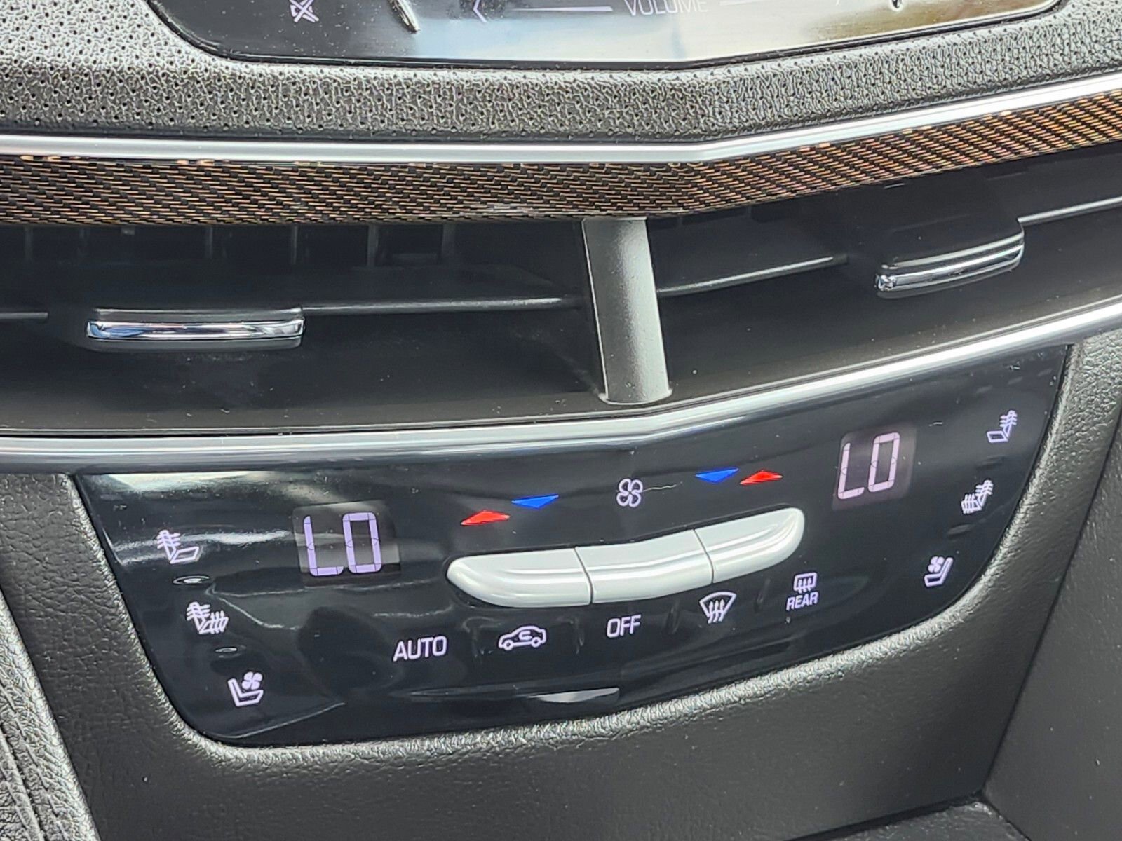 Used 2018 Cadillac CT6 Luxury AWD/4WD image 23