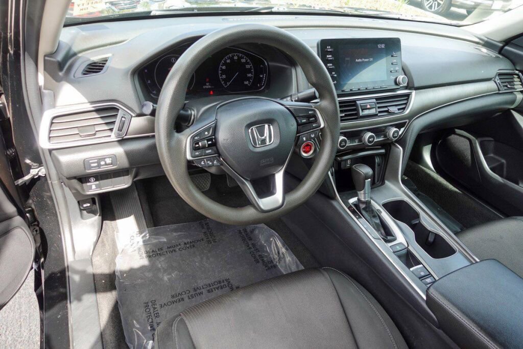 Used 2020 Honda Accord LX image 10