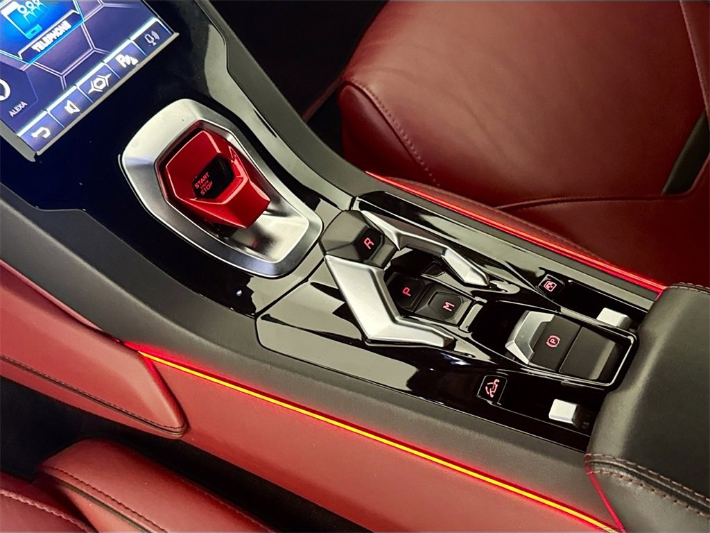 Used 2020 Lamborghini Huracan EVO image 17