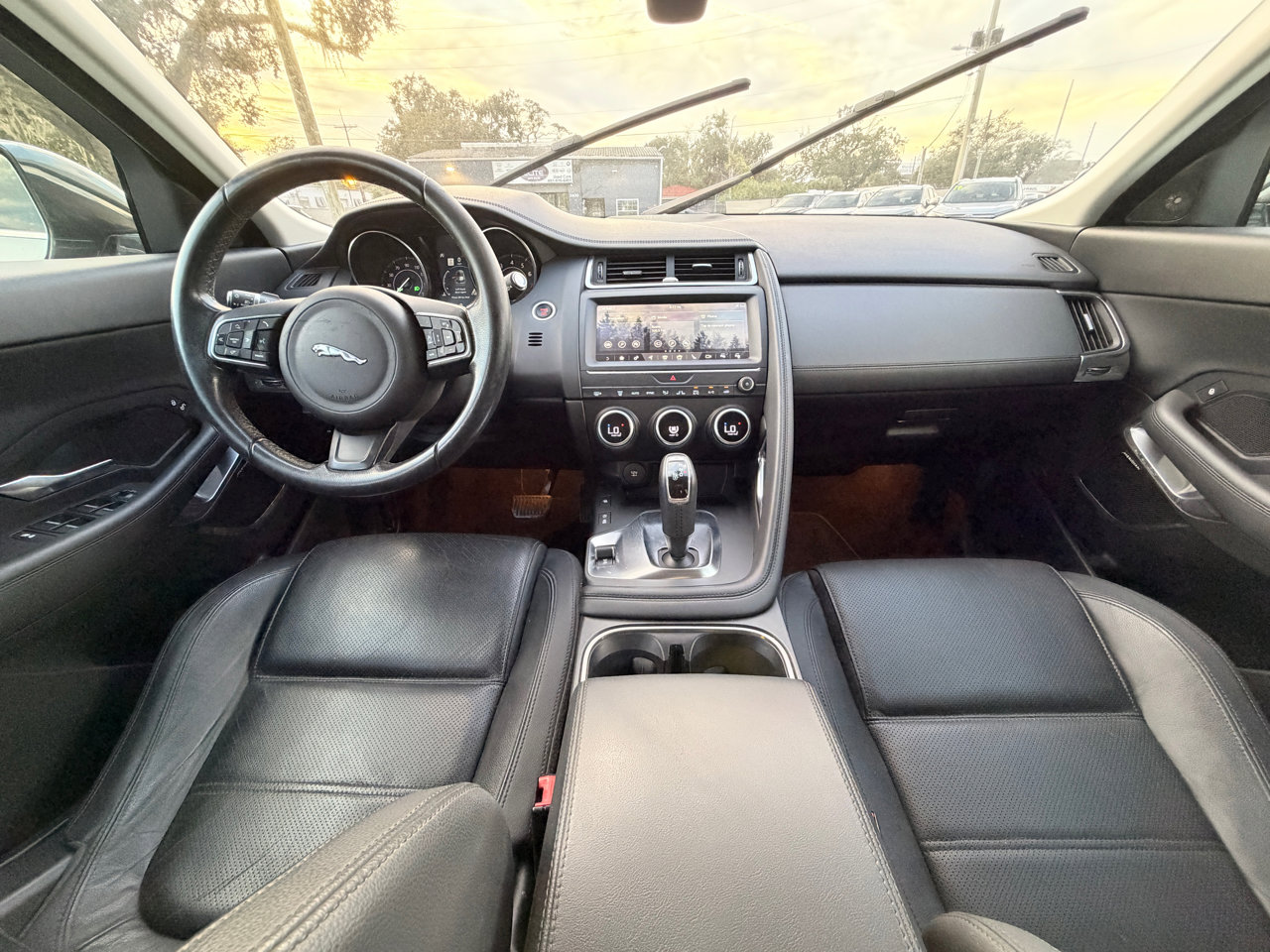 Used 2018 Jaguar E-PACE S image 11