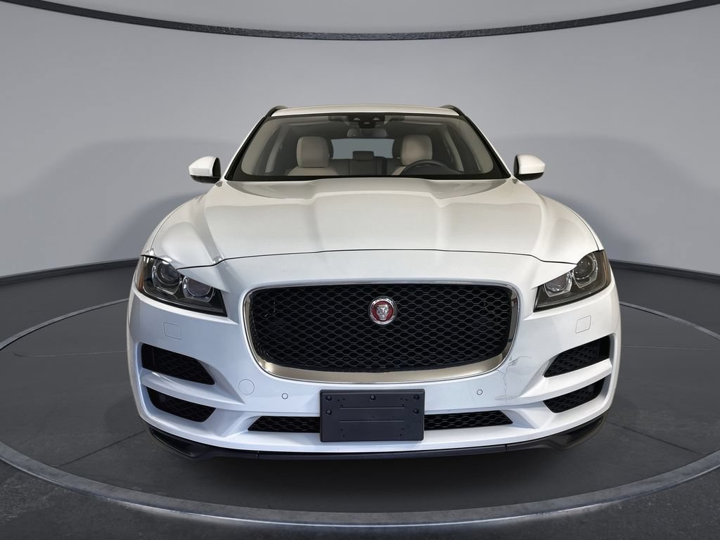 Used 2018 Jaguar F-PACE Premium AWD/4WD image 3