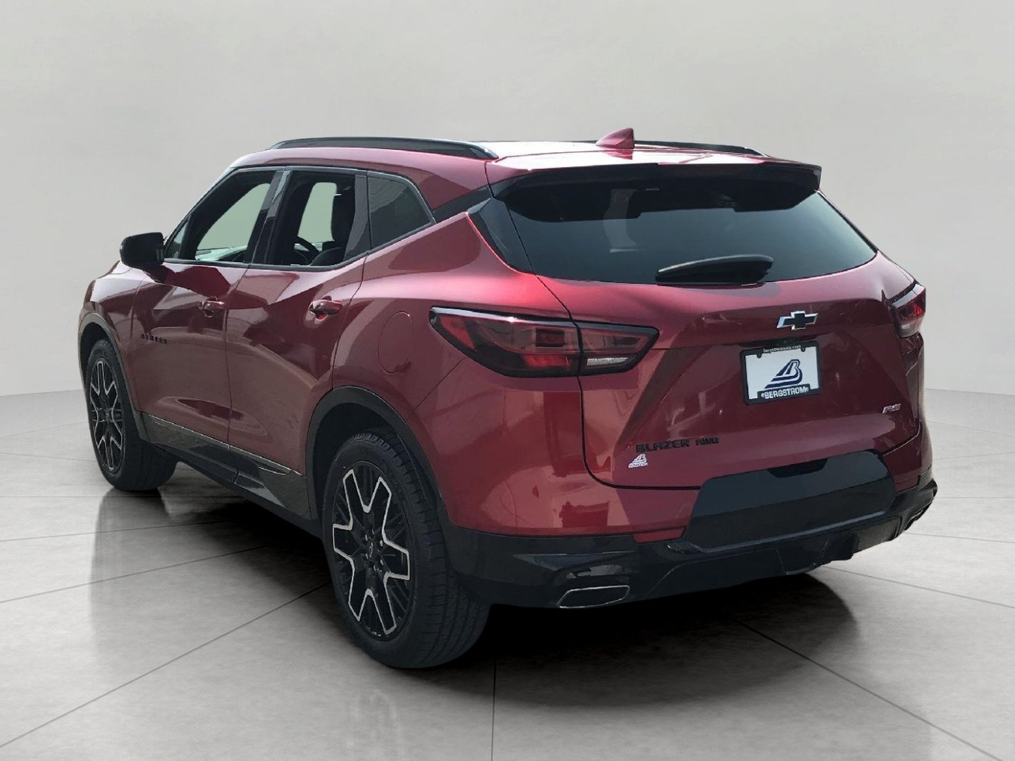 Certified 2023 Chevrolet Blazer RS w/ Driver Confidence II Package AWD/4WD image 7