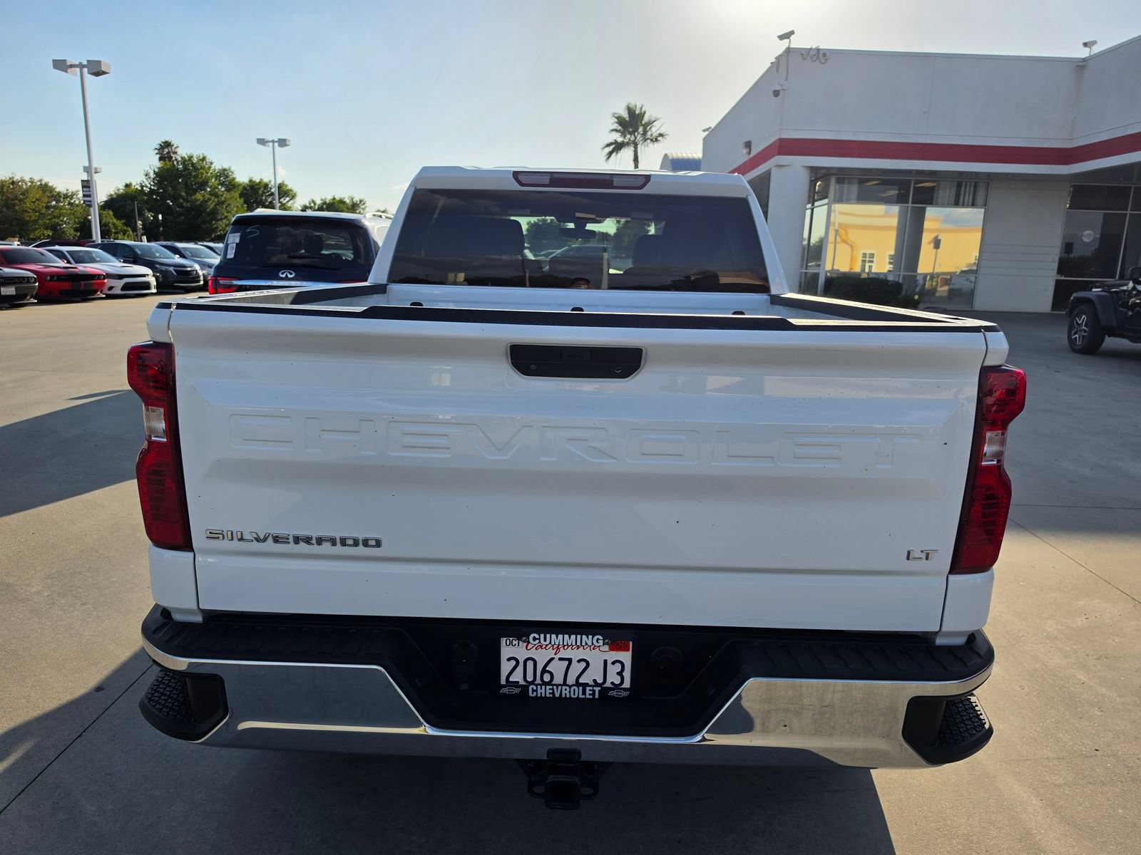 Used 2021 Chevrolet Silverado 1500 LT AWD/4WD image 5