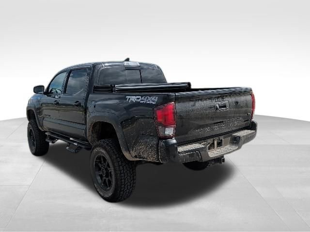 Used 2019 Toyota Tacoma TRD Off-Road w/ Technology Package image 5